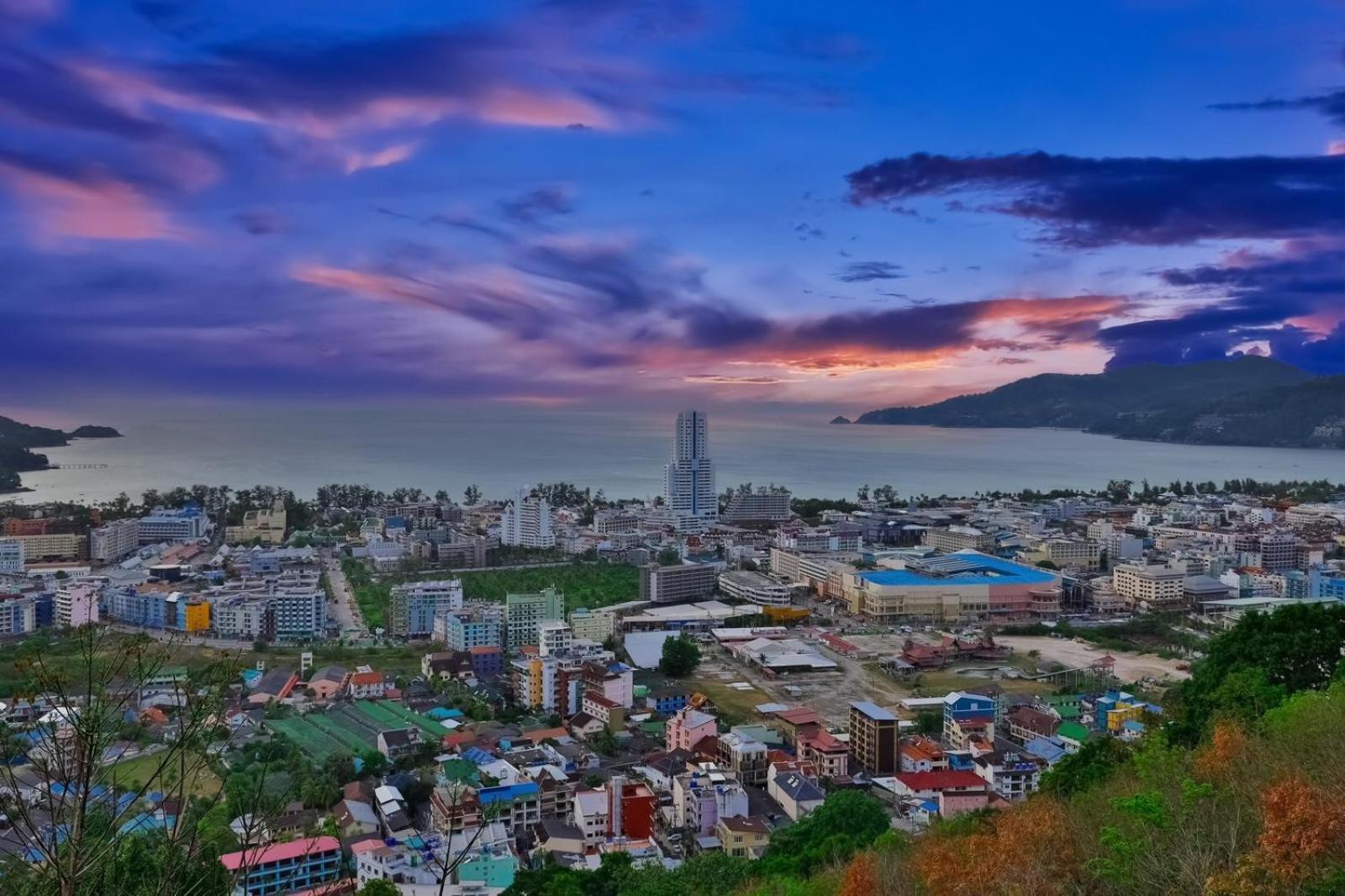 فندق فاندي البوتيكي Patong المظهر الخارجي الصورة